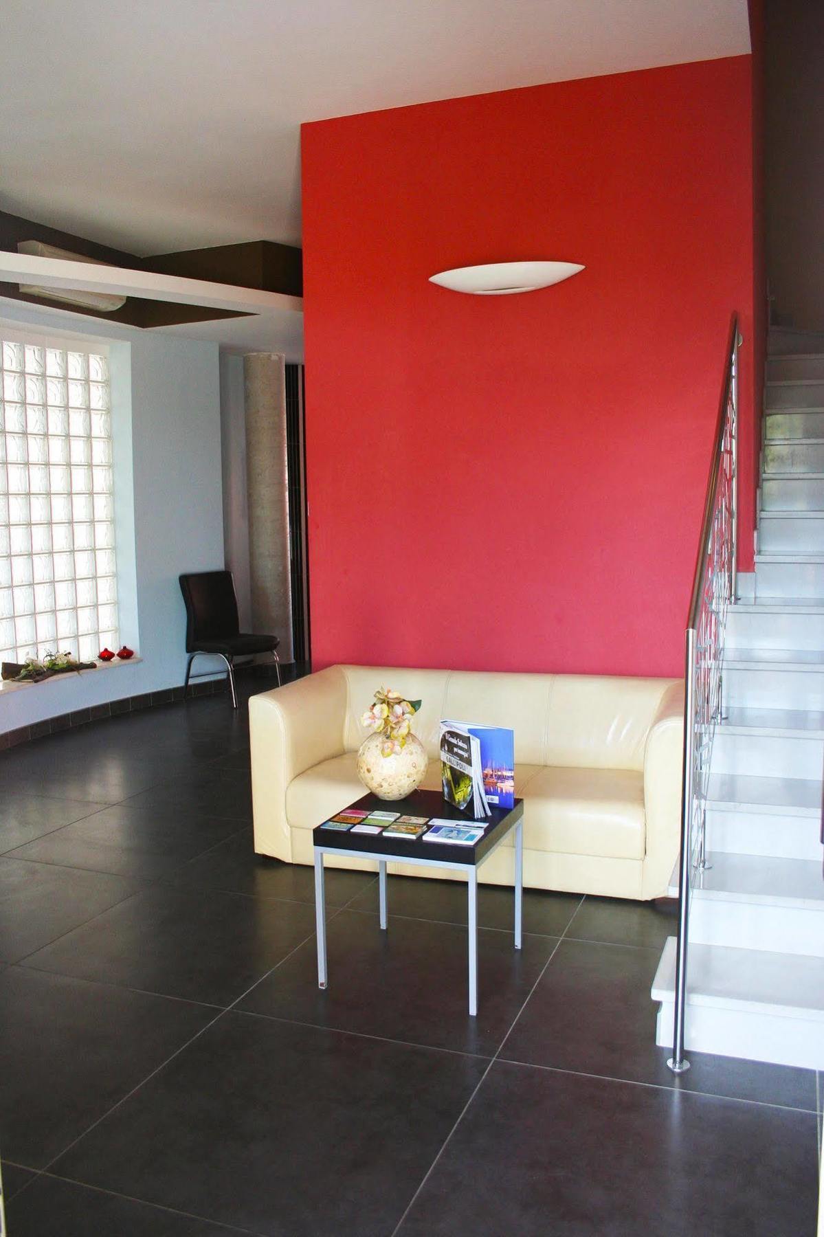Via Gallipoli Bed & Breakfast 2*